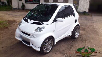 wrappsta.de_carwrapping-autofolierung_smart-brabus_glanz-weiss_03.jpg