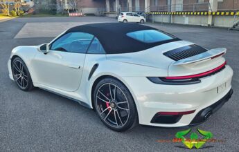 wrappsta.de-carwrapping-vollfolierung-porsche_992-kreide_grau-02.jpg