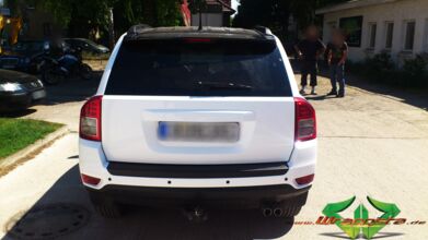 wrappsta.de_carwrapping-autofolierung_jeep-compass_glanz-weiss_08.jpg