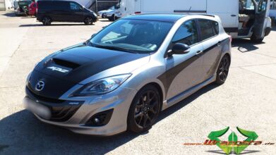 wrappsta.de_carwrapping-autofolierung_mazda-3-mps_glanz-schwarz_01.jpg
