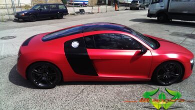 wrappsta.de_carwrapping-vollfolierung_audi-r8_-Matte-red-chrome_04.jpg