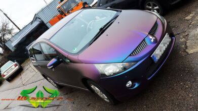 wrappsta.de_carwrapping-vollfolierung_mitsubishi-grandis-2005_rushing-riptide-cyan-purple_07.jpg