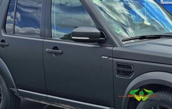 wrappsta.de-carwrapping-vollfolierung-range_rover_discovery_4-matt_schwarz-11.jpg