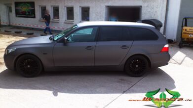 wrappsta.de_carwrapping-autofolierung_bmw-5_charcoal-matte-metallic_06.jpg