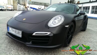 Porsche 911 Turbo S - Satin matte schwarz