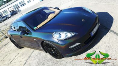 wrappsta.de_carwrapping-vollfolierung_Porsche-Panamera_Gloss-Morpheus-Black_14.jpg
