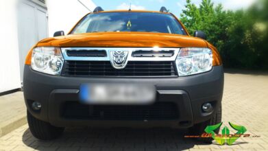 wrappsta.de_dacia-duster_orange-gold_02.jpg
