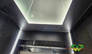 wrappsta.de-carwrapping-vollfolierung-aufzugskabine-lederoptik-05.jpg