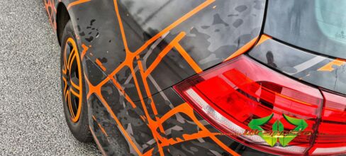 wrappsta.de-carwrapping-vollfolierung-vw_golf_7_variant-digitaldruck-05.jpg