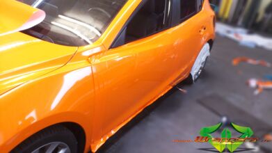 wrappsta.de_carwrapping-Mazda-3_orange_06.jpg