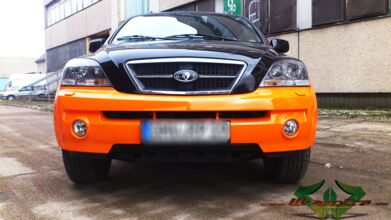 wrappsta.de_carwrapping-autofolierung_kia-sorento_neon-orange-glanz_scheibentoenung_05.jpg