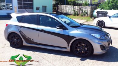 wrappsta.de_carwrapping-autofolierung_mazda-3-mps_glanz-schwarz_09.jpg