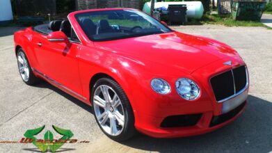 wrappsta.de_carwrapping-vollfolierung_Berlin_bentley-continental-gt_cherry-red_05.jpg