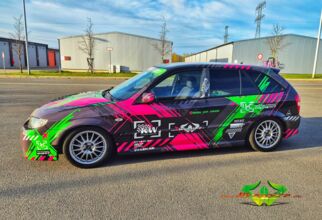 wrappsta.de-carwrapping-vollfolierung-mazda_323_f-digitaldruck-07.jpg