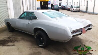 wrappsta.de_carwrapping-autofolierung_buick-riviera_dark-blue-metallic_01.jpg