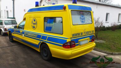 wrappsta.de_carwrapping_Mercedes-Binz_Krankentransportwagen_05.jpg