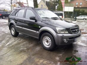 wrappsta.de_carwrapping-autofolierung_kia-sorento_neon-orange-glanz_scheibentoenung_02.jpg
