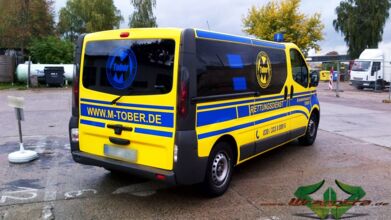 wrappsta.de_carwrapping-vollfolierung_Berlin_Renault-traffic_krankenwagen_09.jpg