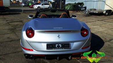 wrappsta.de_carwrapping-vollfolierung_ferrari-california-2016_matte-silber-17.jpg