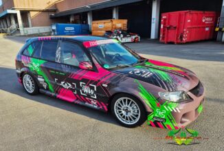wrappsta.de-carwrapping-vollfolierung-mazda_323_f-digitaldruck-11.jpg