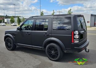 wrappsta.de-carwrapping-vollfolierung-range_rover_discovery_4-matt_schwarz-04.jpg