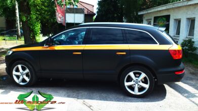 wrappsta.de_carwrapping-autofolierung_audi-q7_matt-schwarz_gold-orange_08.jpg