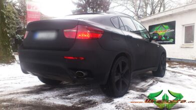 wrappsta.de_carwrapping-autofolierung_bmw-x6_ultra-matt-schwarz_glanz-schwarz-07.jpg