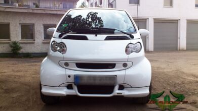 wrappsta.de_carwrapping-autofolierung_smart-brabus_glanz-weiss_05.jpg