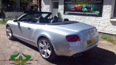 wrappsta.de_carwrapping-vollfolierung_Berlin_bentley-continental-gt_cherry-red_02.jpg