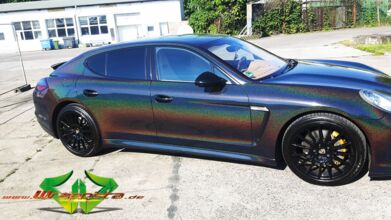 wrappsta.de_carwrapping-vollfolierung_Porsche-Panamera_Gloss-Morpheus-Black_13.jpg