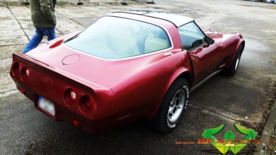 wrappsta.de_carwrapping-vollfolierung_corvette-c3-stingray_dark-red-metallic_15.jpg