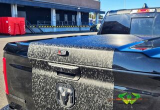 wrappsta.de-carwrapping-vollfolierung-dodge_ram-shadow_black-09.jpg