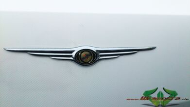 wrappsta.de_carwrapping-autofolierung_chrysler-300c_weiss-carbon_08.jpg