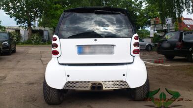 wrappsta.de_carwrapping-autofolierung_smart-brabus_glanz-weiss_09.jpg