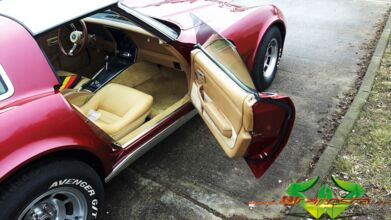 wrappsta.de_carwrapping-vollfolierung_corvette-c3-stingray_dark-red-metallic_12.jpg
