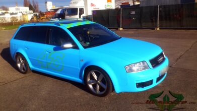 wrappsta.de_carwrapping_Audi-RS6_matt-soft-blue_09.jpg